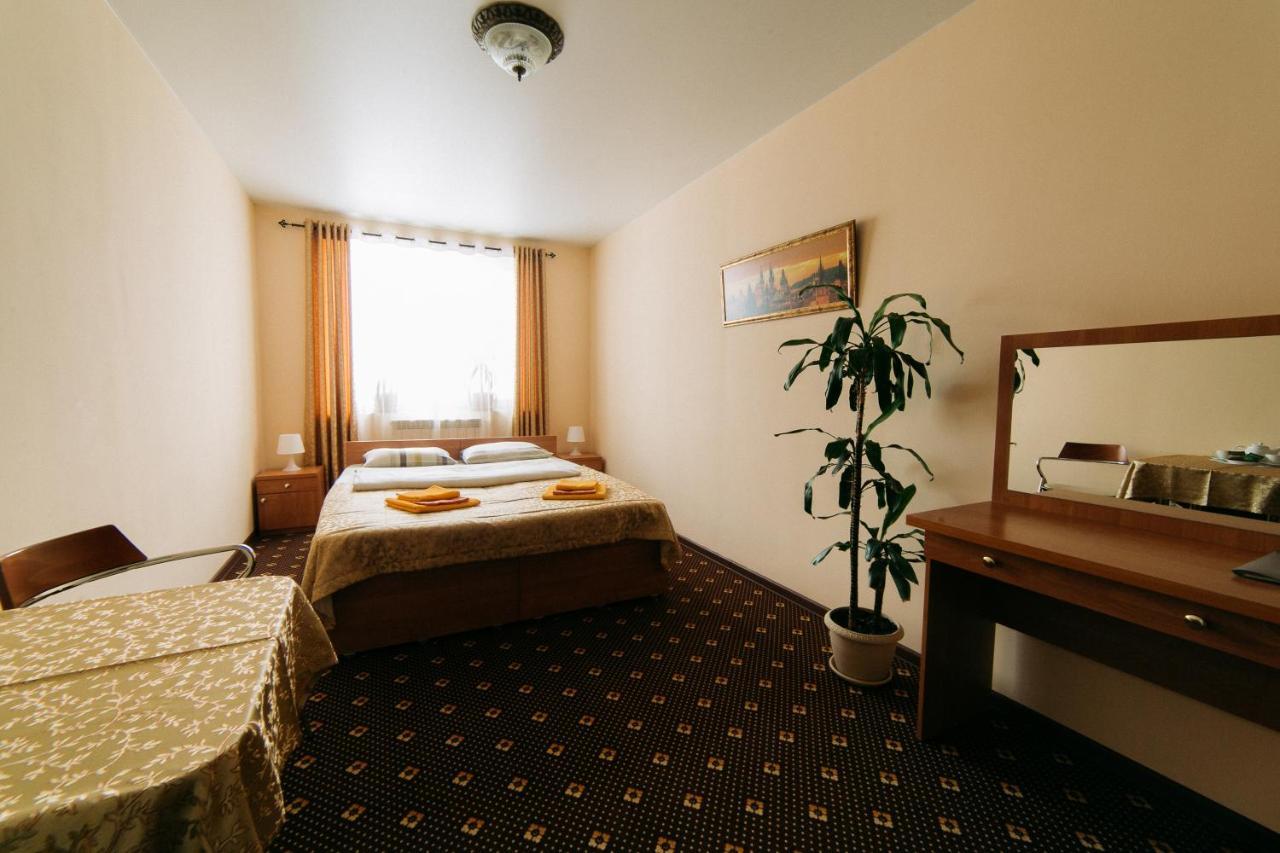 Hotel Praha Smolensk Zimmer foto